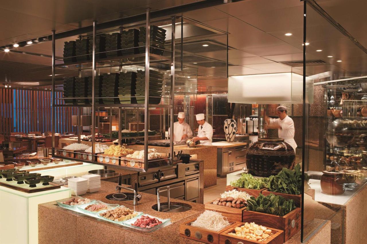 Island Shangri-La, Hong Kong Exterior photo