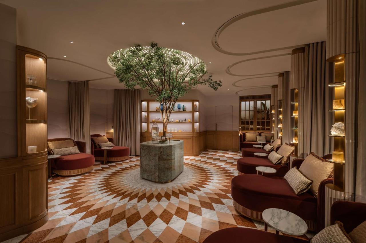 Island Shangri-La, Hong Kong Exterior photo