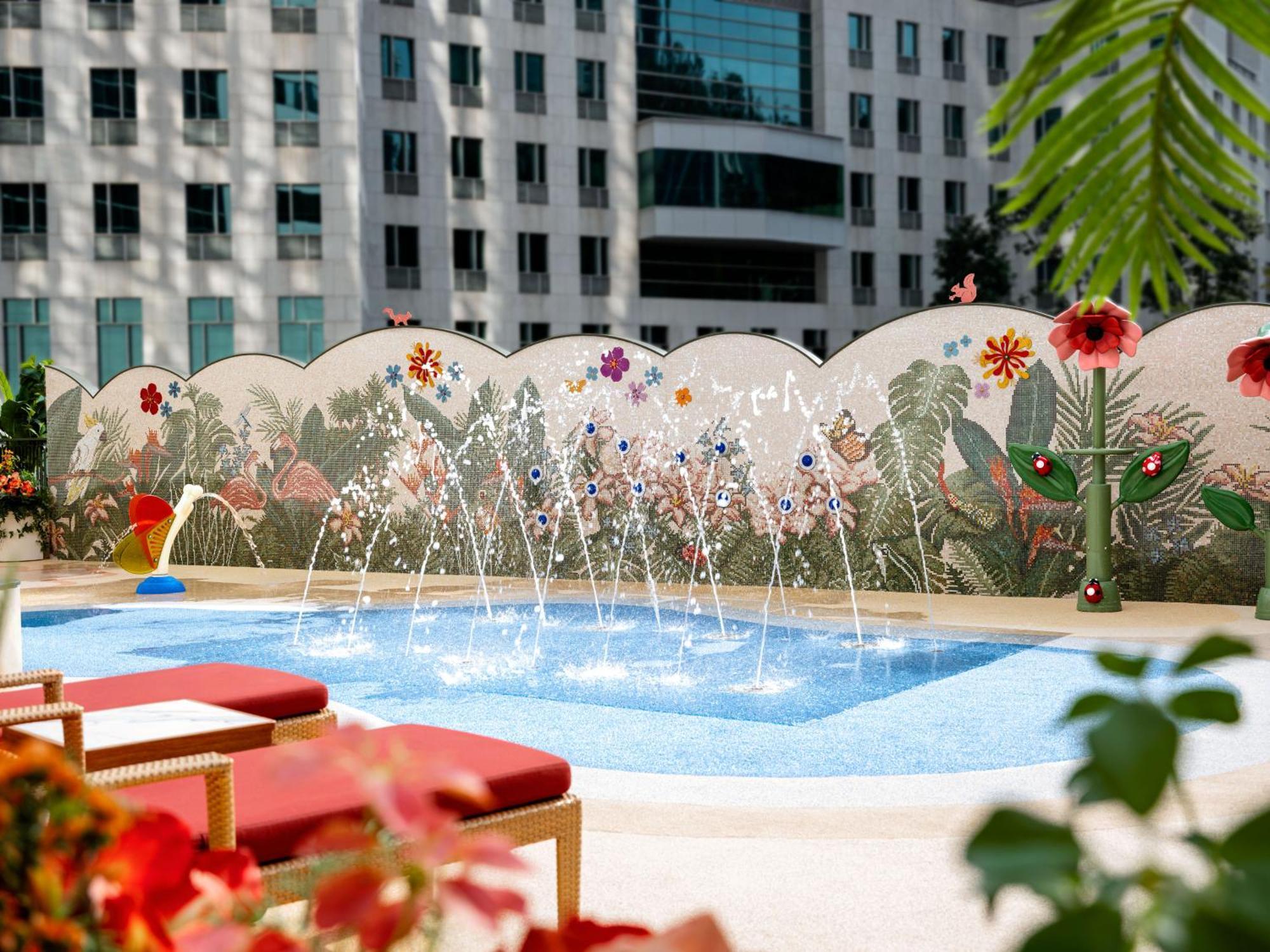 Island Shangri-La, Hong Kong Exterior photo