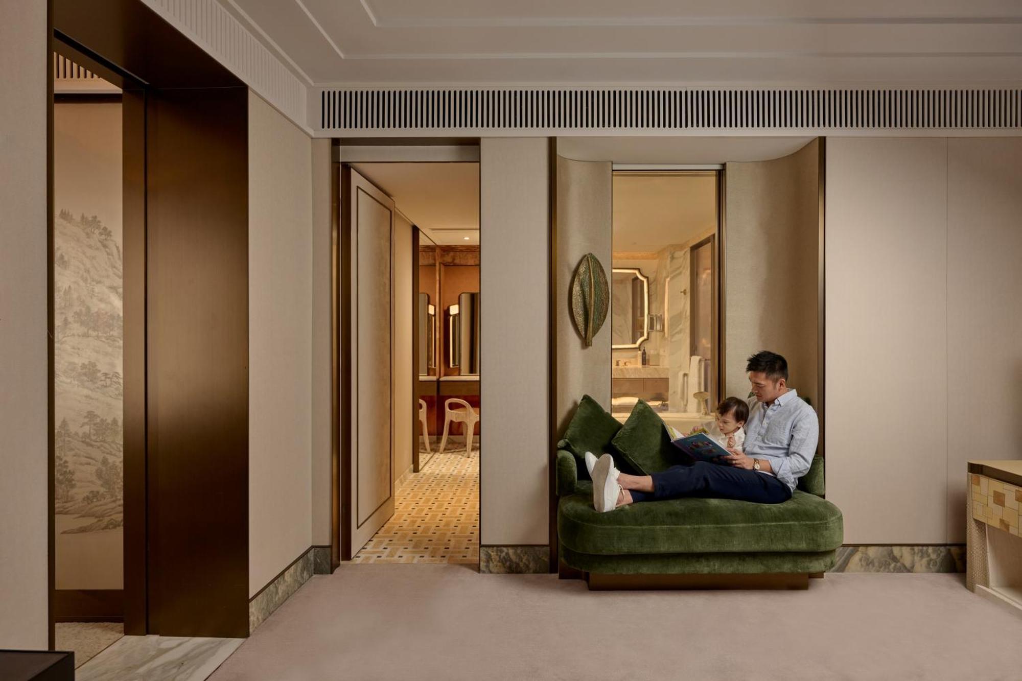 Island Shangri-La, Hong Kong Exterior photo