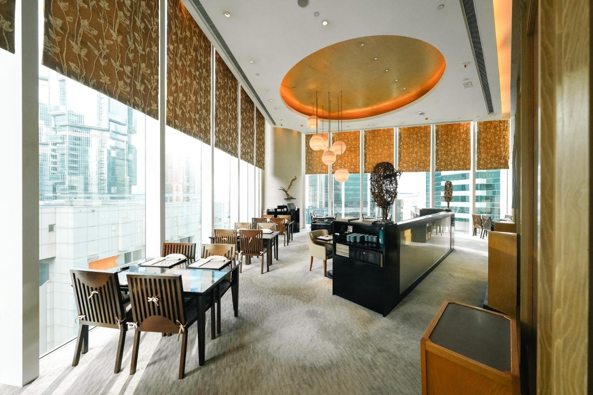 Island Shangri-La, Hong Kong Exterior photo